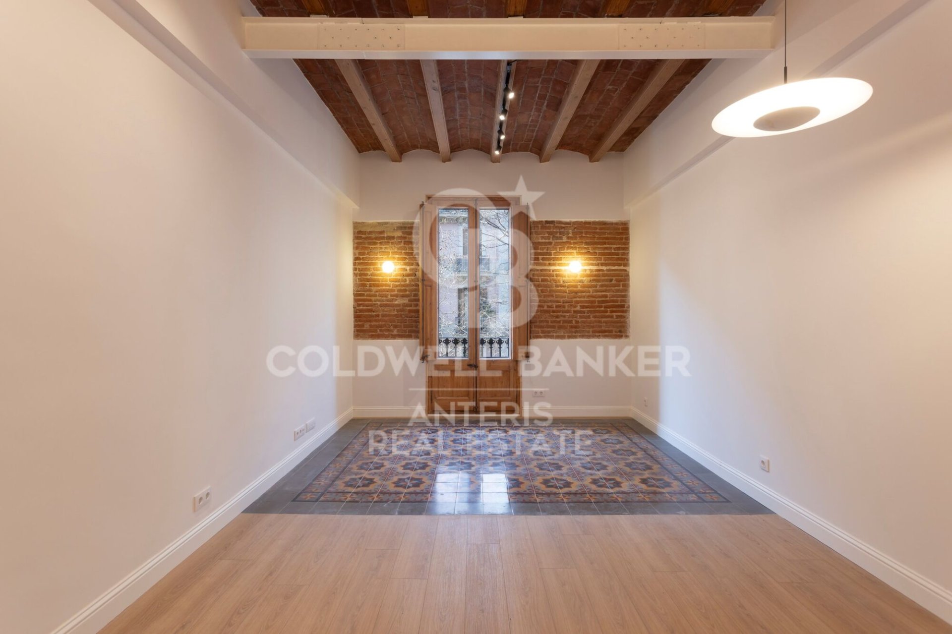 Apartment in Barcelona, Spain 2 bedrooms, 84 sq.m. No. 156812
