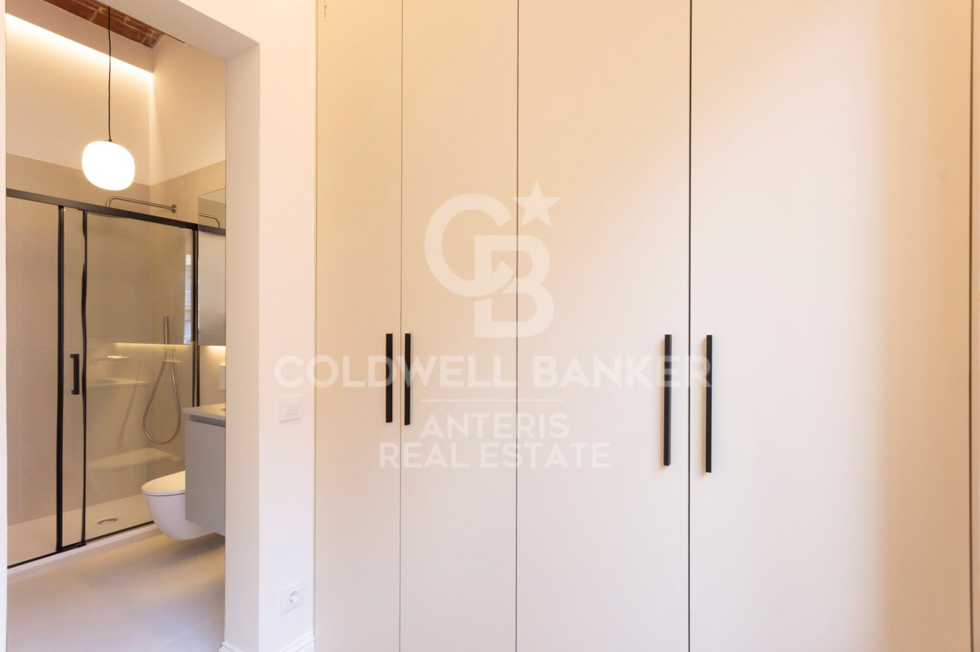 Apartment in Barcelona, Spain 2 bedrooms, 84 sq.m. No. 156812