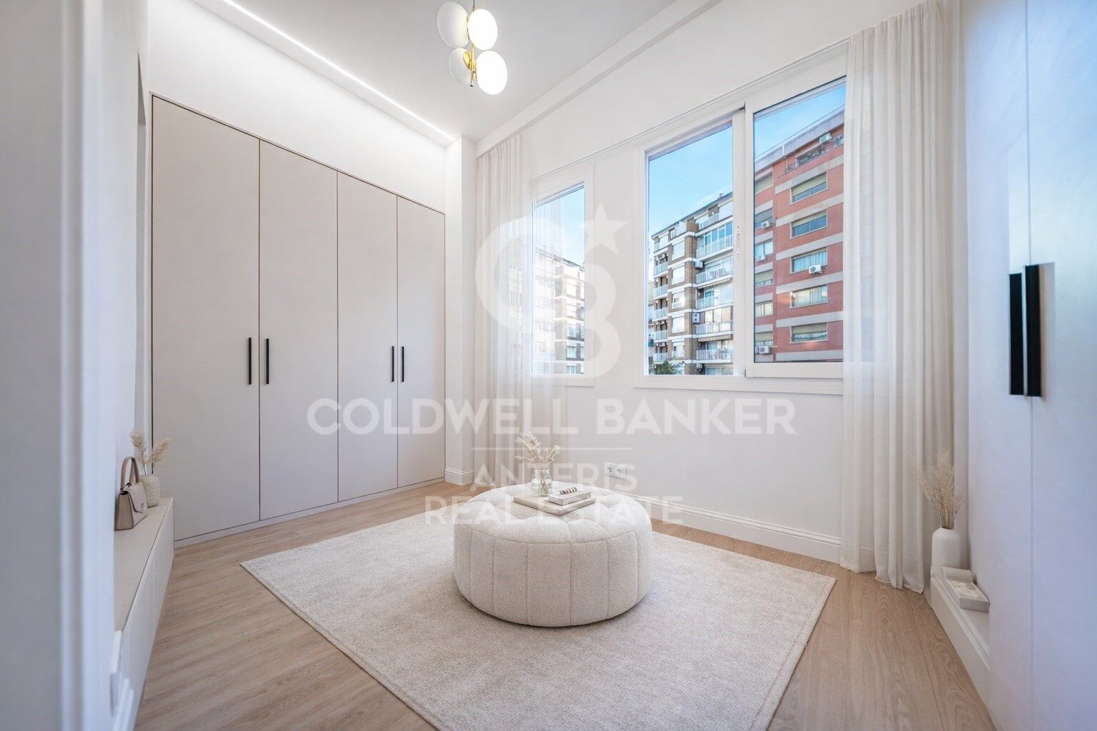 Apartment in Barcelona, Spain 2 bedrooms, 84 sq.m. No. 156812