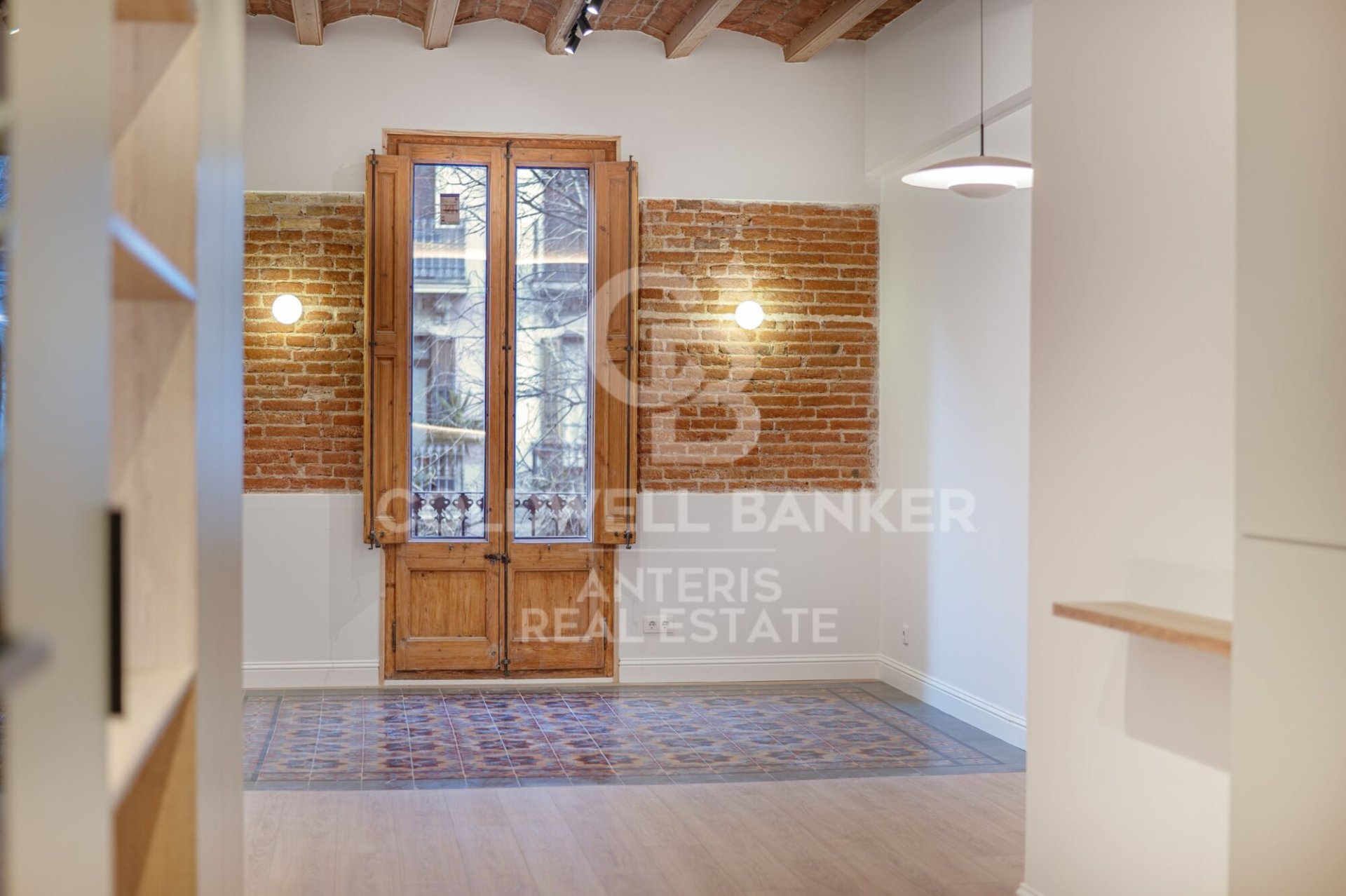 Apartment in Barcelona, Spain 2 bedrooms, 84 sq.m. No. 156812