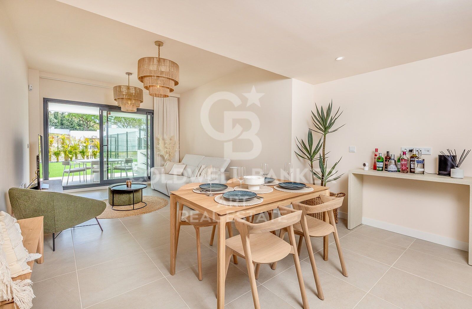 Apartamento en Estepona, Málaga, España 2 dormitorios, 132 m2 No. 157361