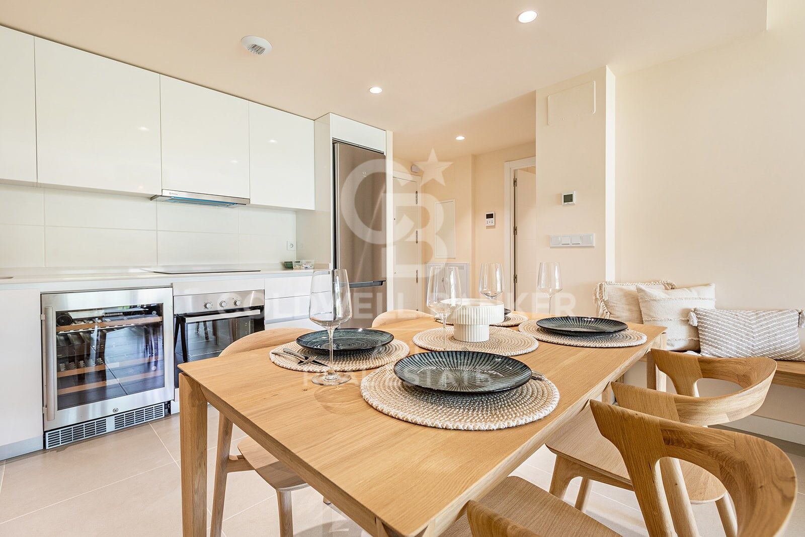 Apartamento en Estepona, Málaga, España 2 dormitorios, 132 m2 No. 157361