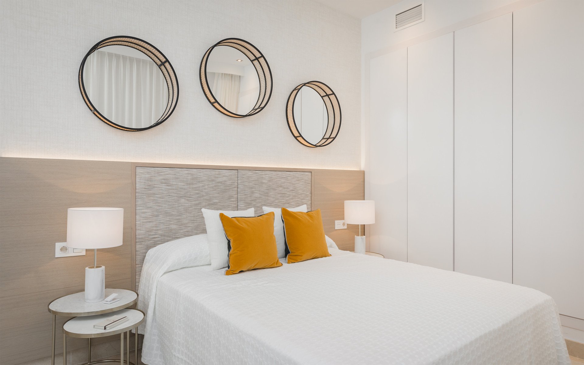 Apartment in Benahavis, Malaga, Spain 2 bedrooms, 117 sq.m. No. 70793