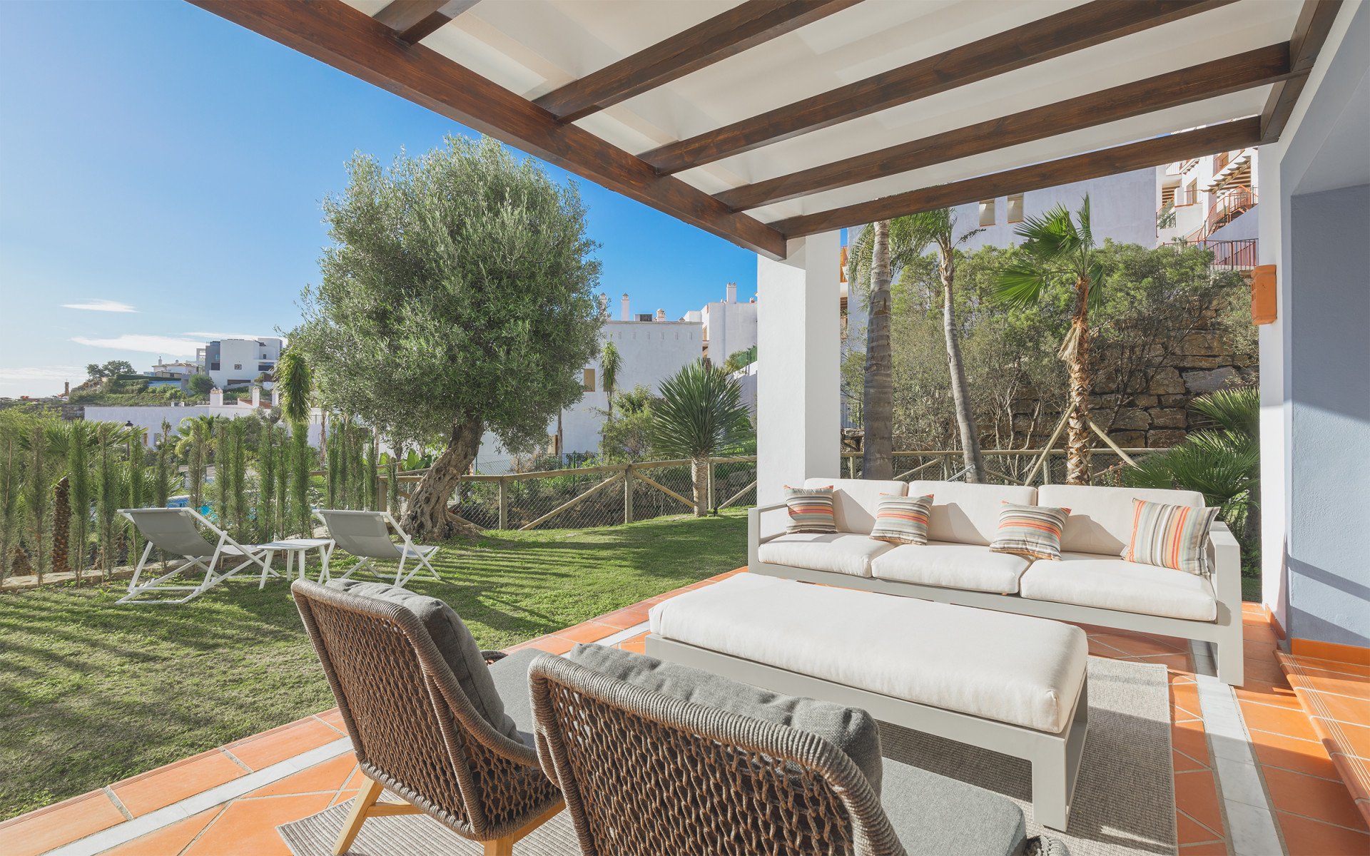 Apartment in Benahavis, Malaga, Spain 2 bedrooms, 117 sq.m. No. 70793