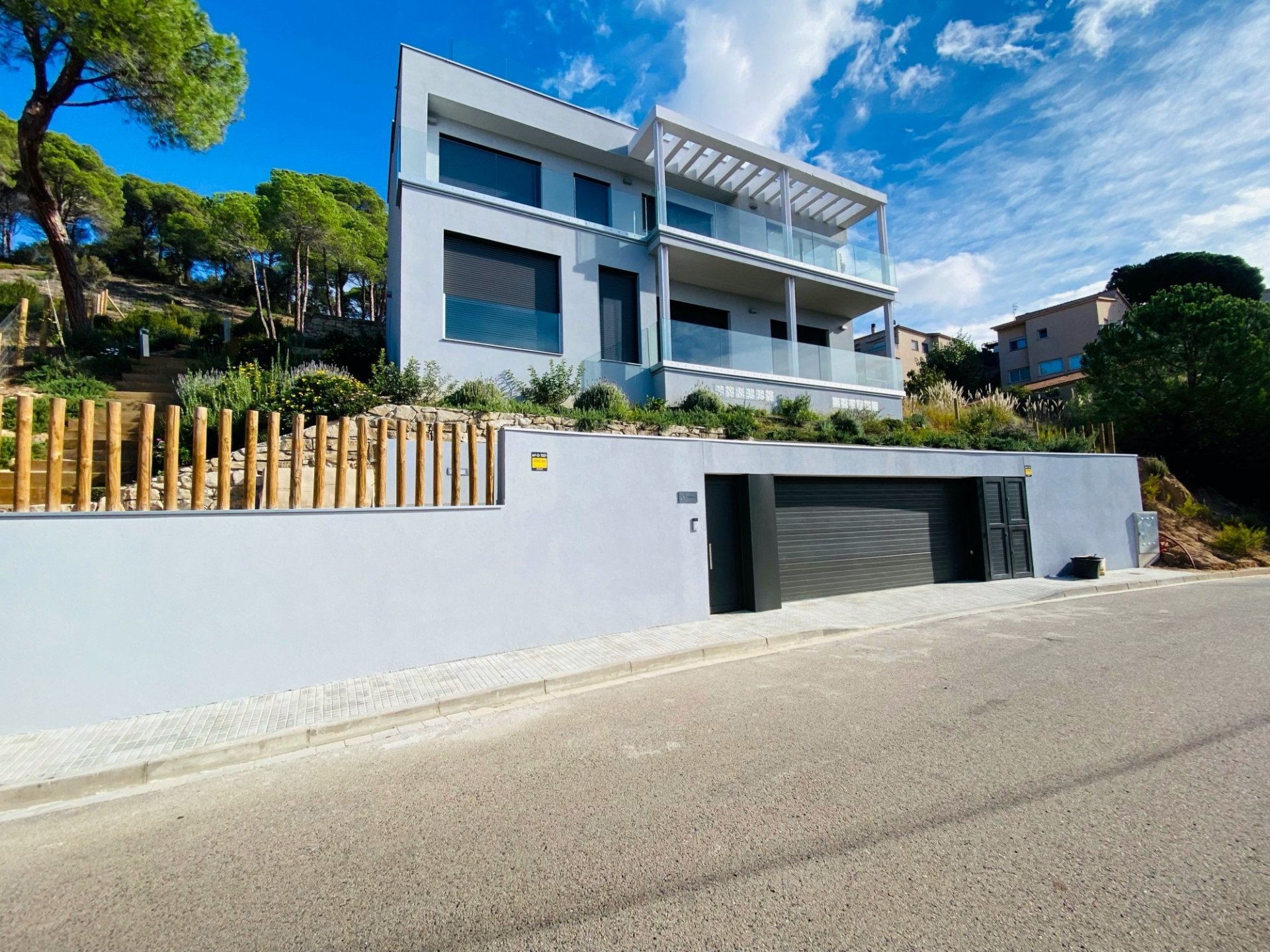 Hus i Lloret de Mar, Girona, Spanien 4 sovrum, 340 kvm. Nr. 73713