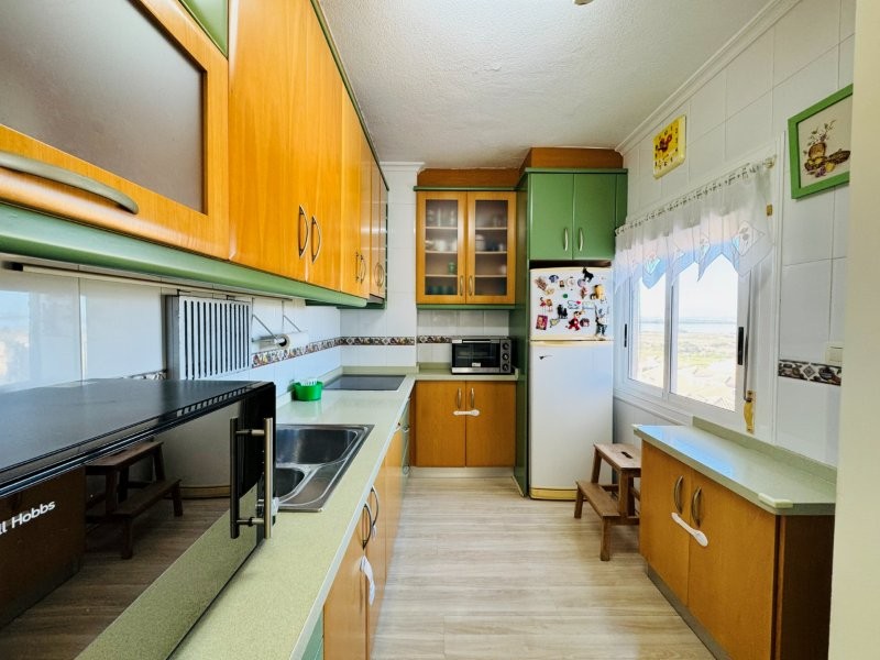 Appartamento a La Mata, Alicante, Spagna 3 camere da letto, 135 mq. N° 151803