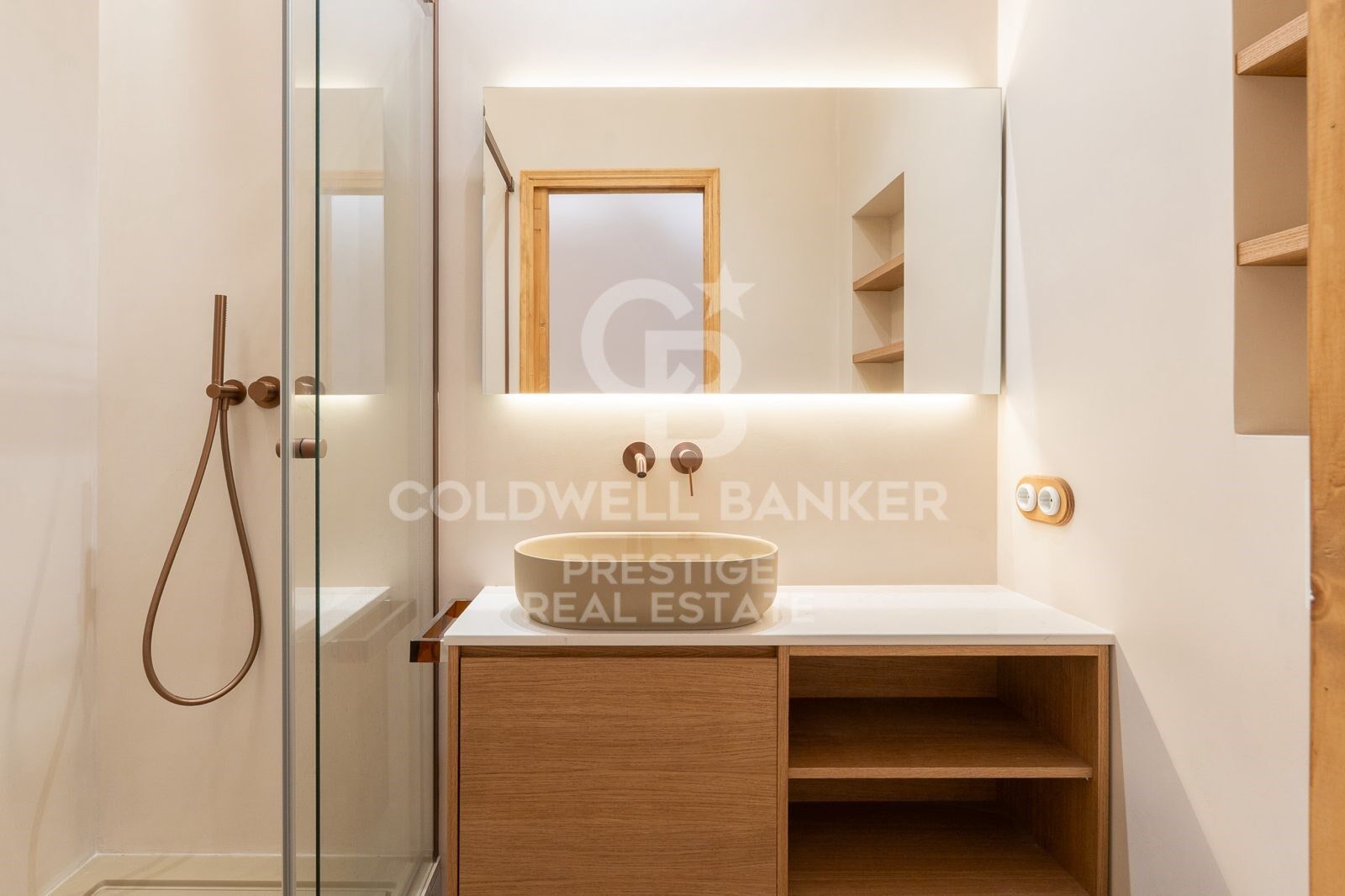 Apartamento en Barcelona, España 3 dormitorios, 135 m2 No. 157258