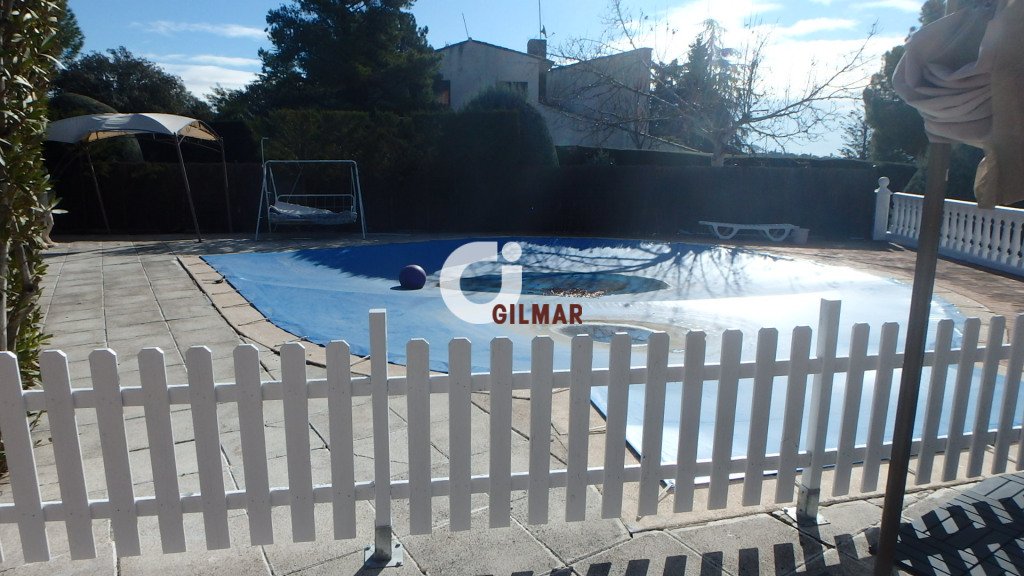 Villa à Las Rozas de Madrid, Madrid, Espagne 5 chambres, 600 m2 No. 193020