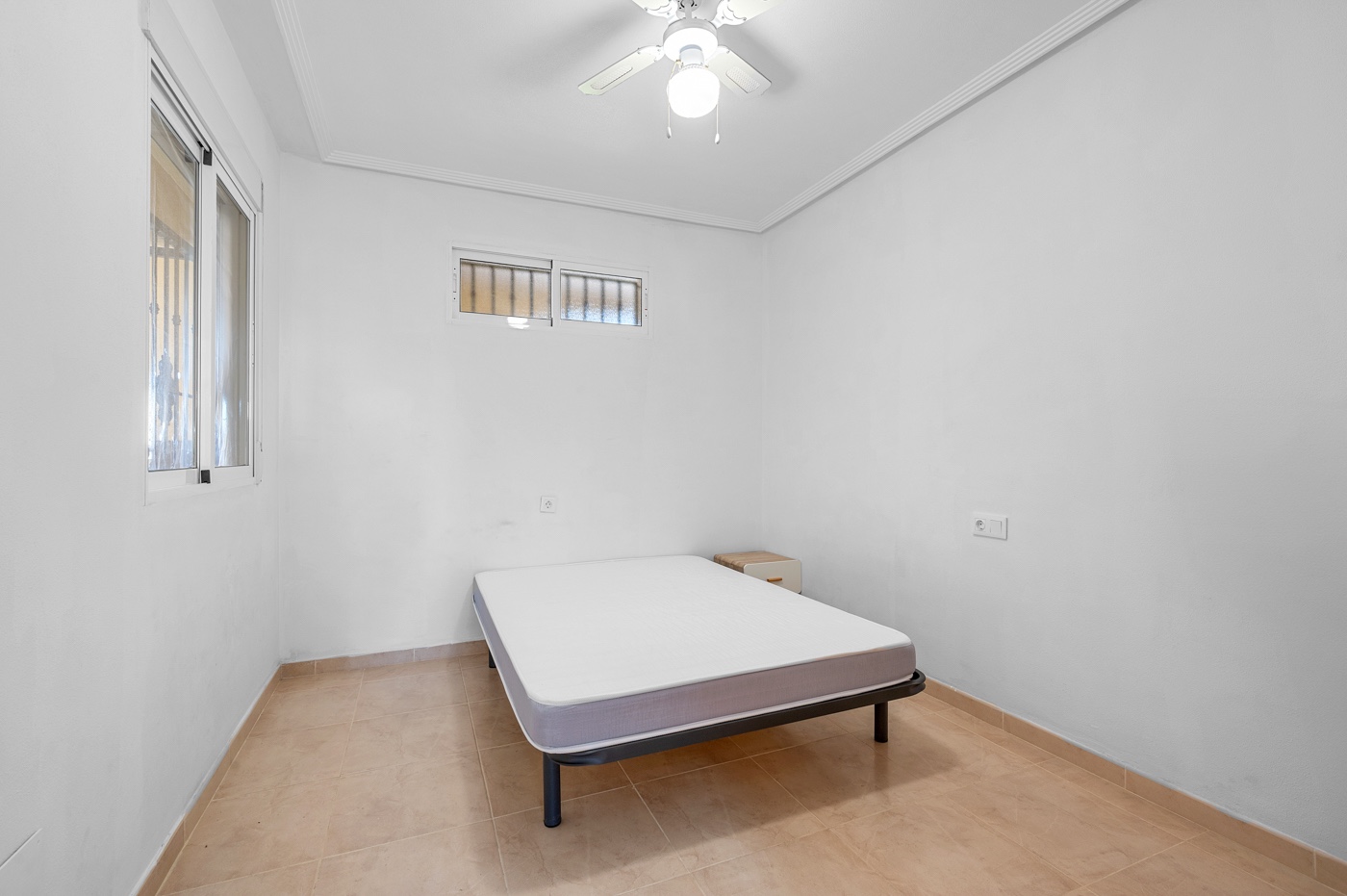 Huoneisto Alicante, Espanja 3 makuuhuonetta, 96 m2 No. 196401