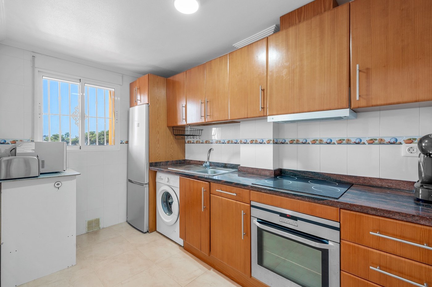 Huoneisto Alicante, Espanja 3 makuuhuonetta, 96 m2 No. 196401