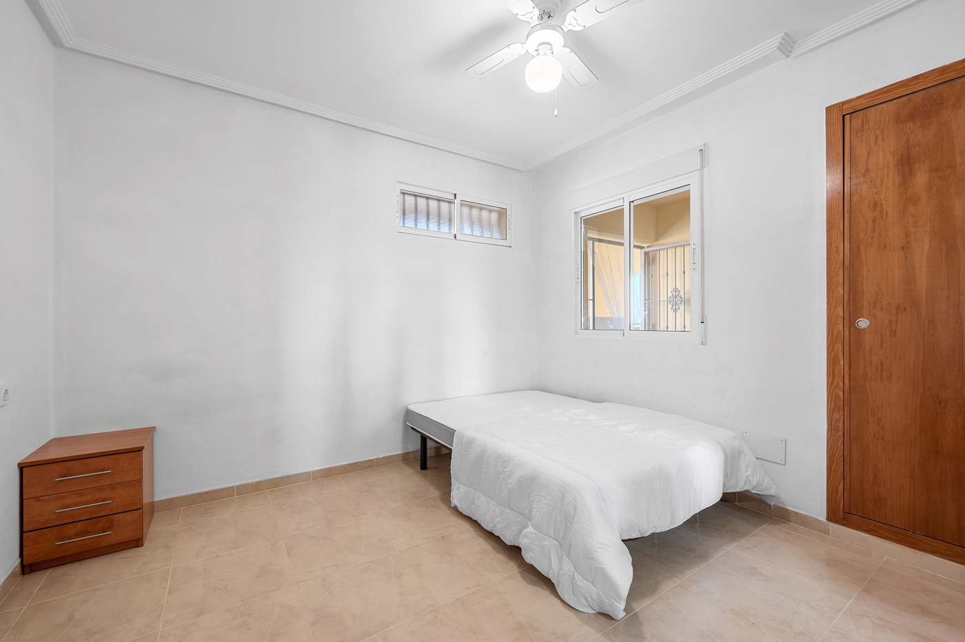 Huoneisto Alicante, Espanja 3 makuuhuonetta, 96 m2 No. 196401