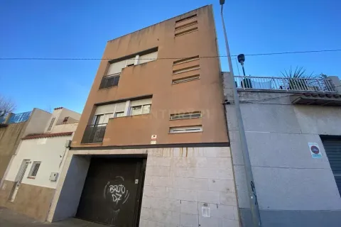 Garāža Sabadell, Barcelona, Spānijā 44 m2 Nr. 186486