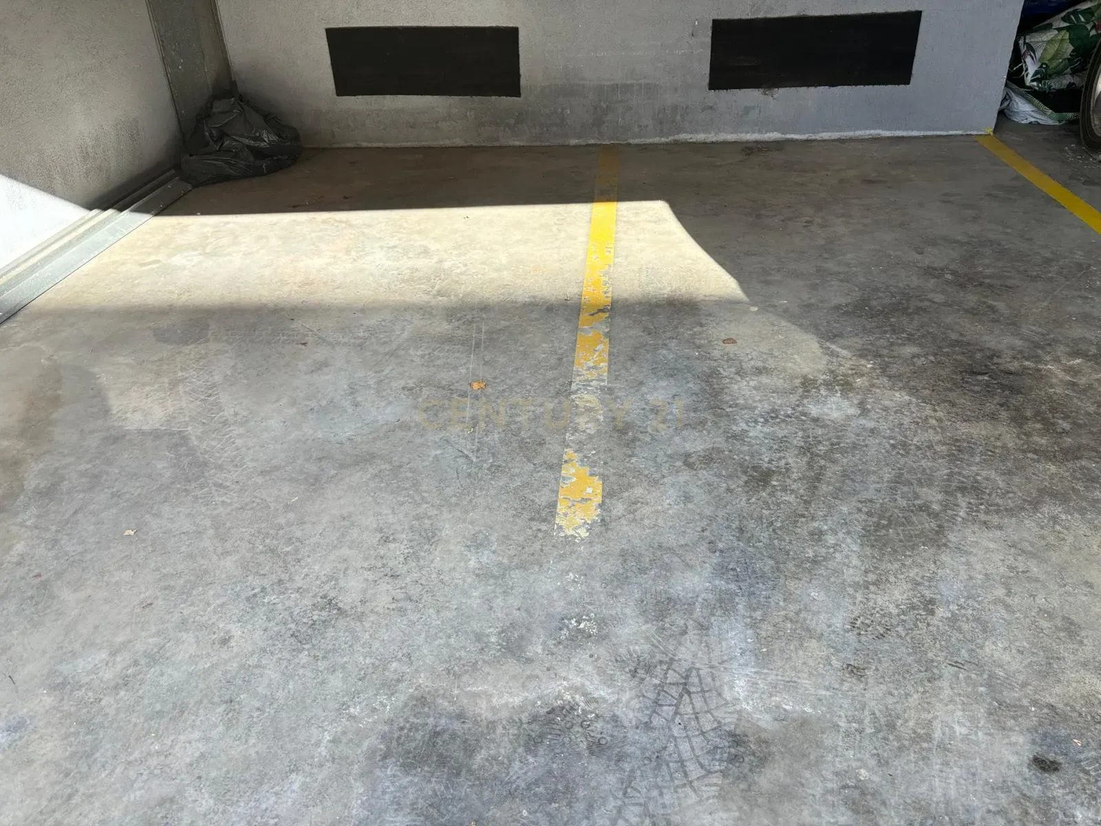 Garage in Sant Joan Despi, Barcelona, Spain 20 sq.m. No. 186481