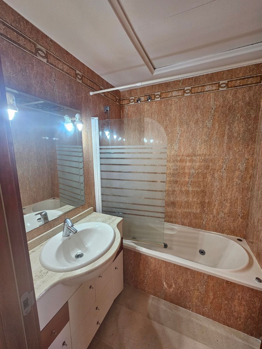 Wohnung in Benidorm, Alicante, Spanien 3 Schlafzimmer, 110 m2 Nr. 142971