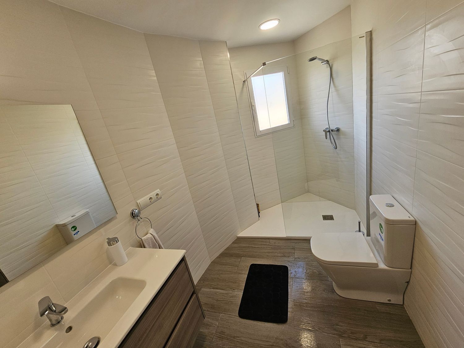 Wohnung in Benidorm, Alicante, Spanien 3 Schlafzimmer, 110 m2 Nr. 142971