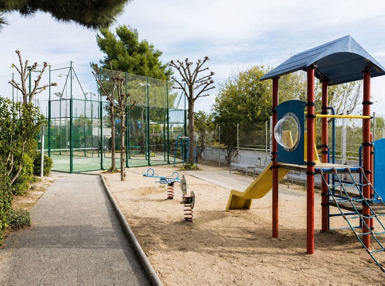 Сasa en Esplugues de Llobregat, Barcelona, España 5 dormitorios, 354 m2 No. 184606