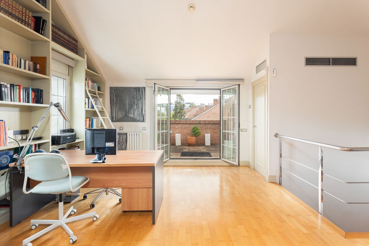 House in Esplugues de Llobregat, Barcelona, Spain 4 bedrooms, 262 sq.m. No. 184607