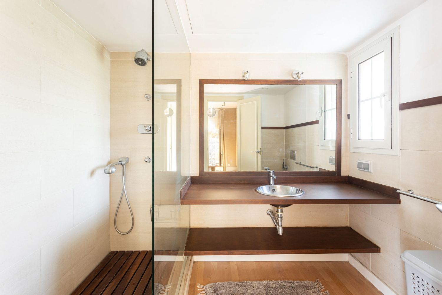 House in Esplugues de Llobregat, Barcelona, Spain 4 bedrooms, 262 sq.m. No. 184607