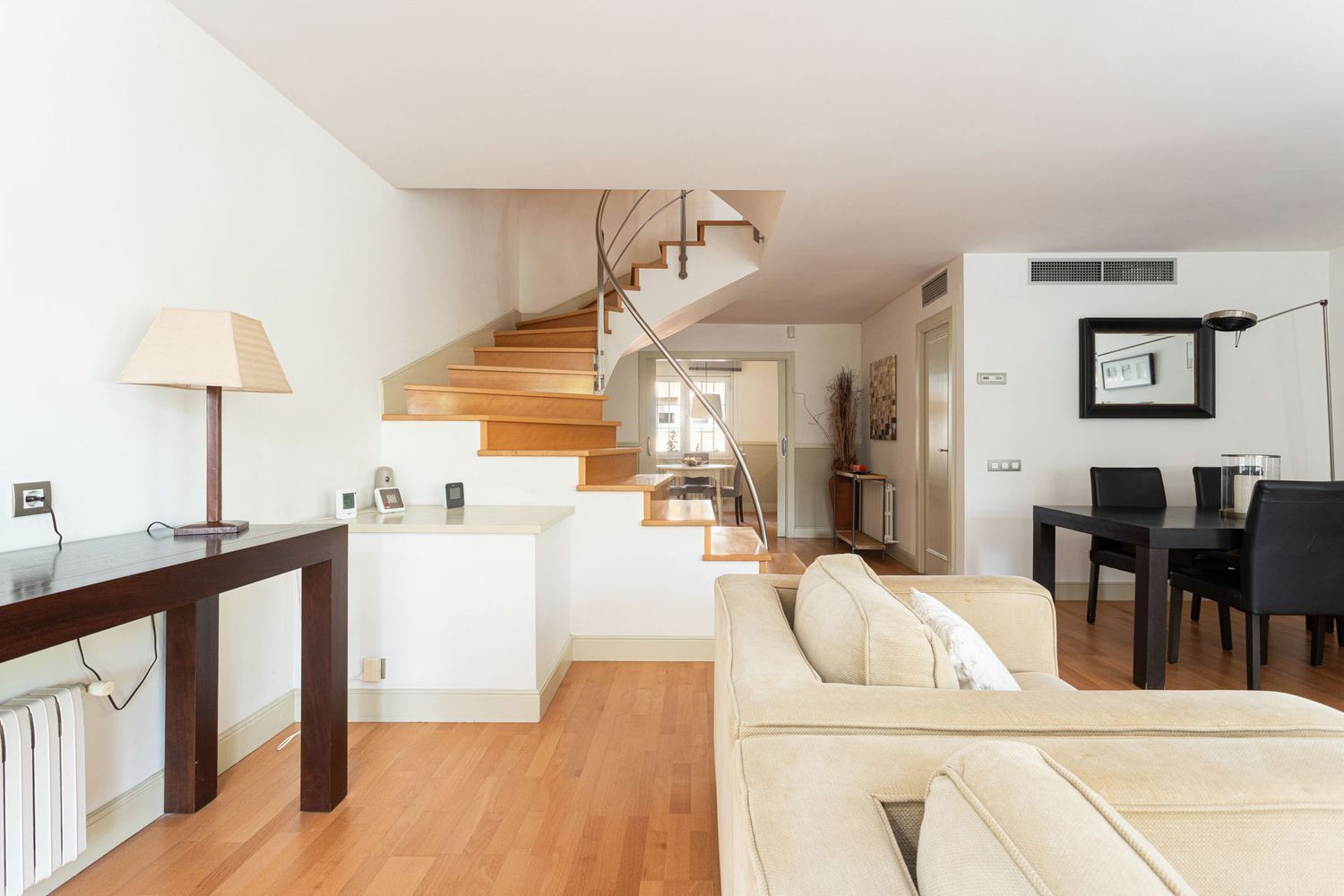 House in Esplugues de Llobregat, Barcelona, Spain 4 bedrooms, 262 sq.m. No. 184607