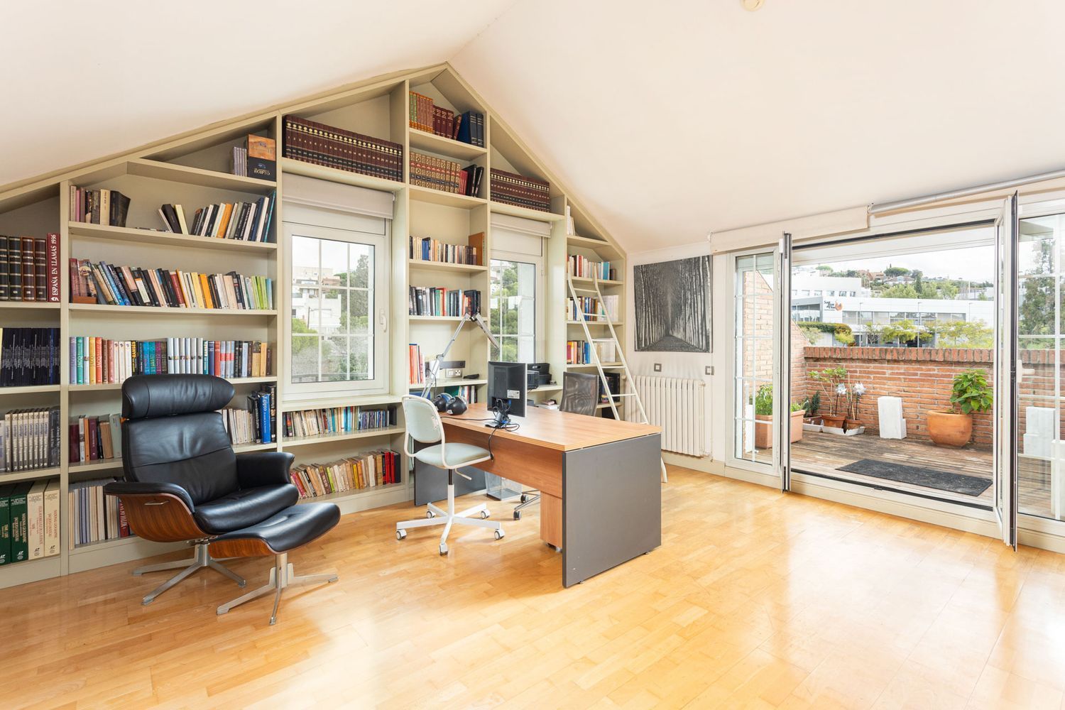 House in Esplugues de Llobregat, Barcelona, Spain 4 bedrooms, 262 sq.m. No. 184607