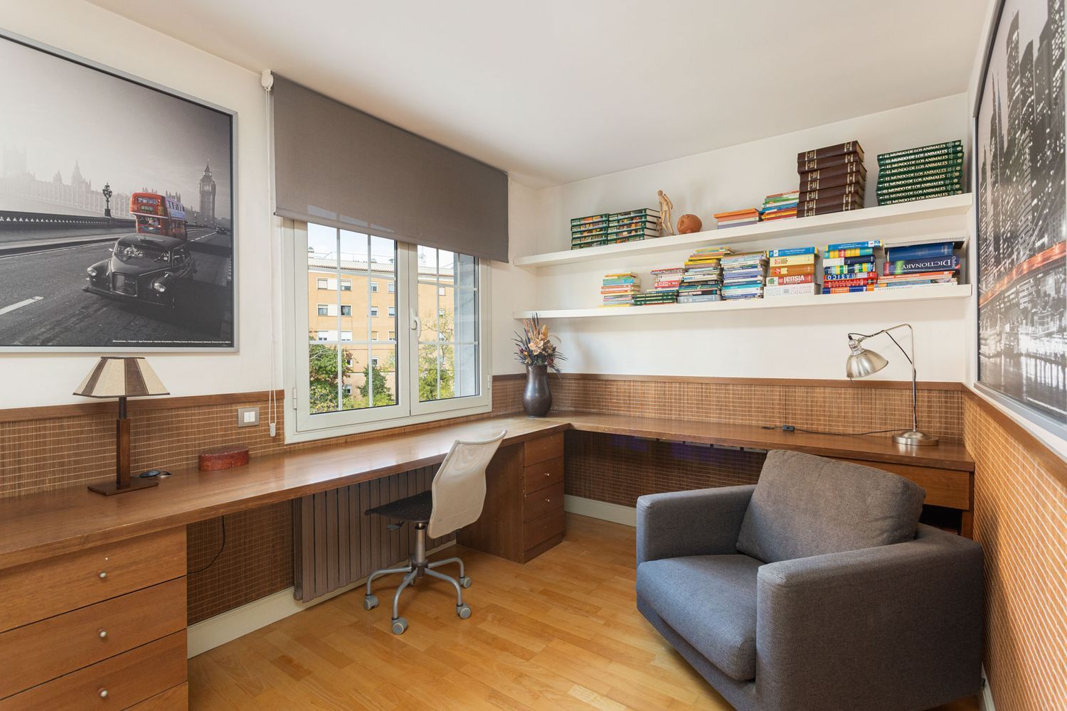 House in Esplugues de Llobregat, Barcelona, Spain 4 bedrooms, 262 sq.m. No. 184607