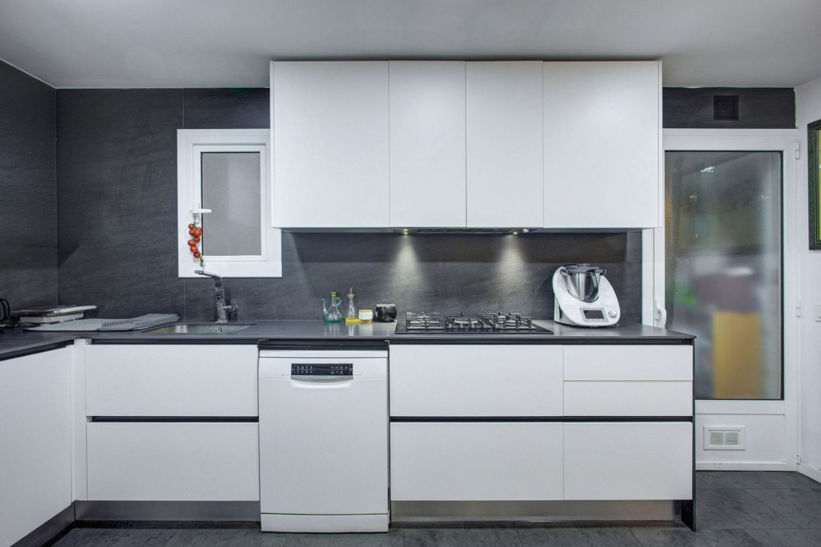 Appartamento a Barcelona, Spagna 4 camere da letto, 130 mq. N° 184611