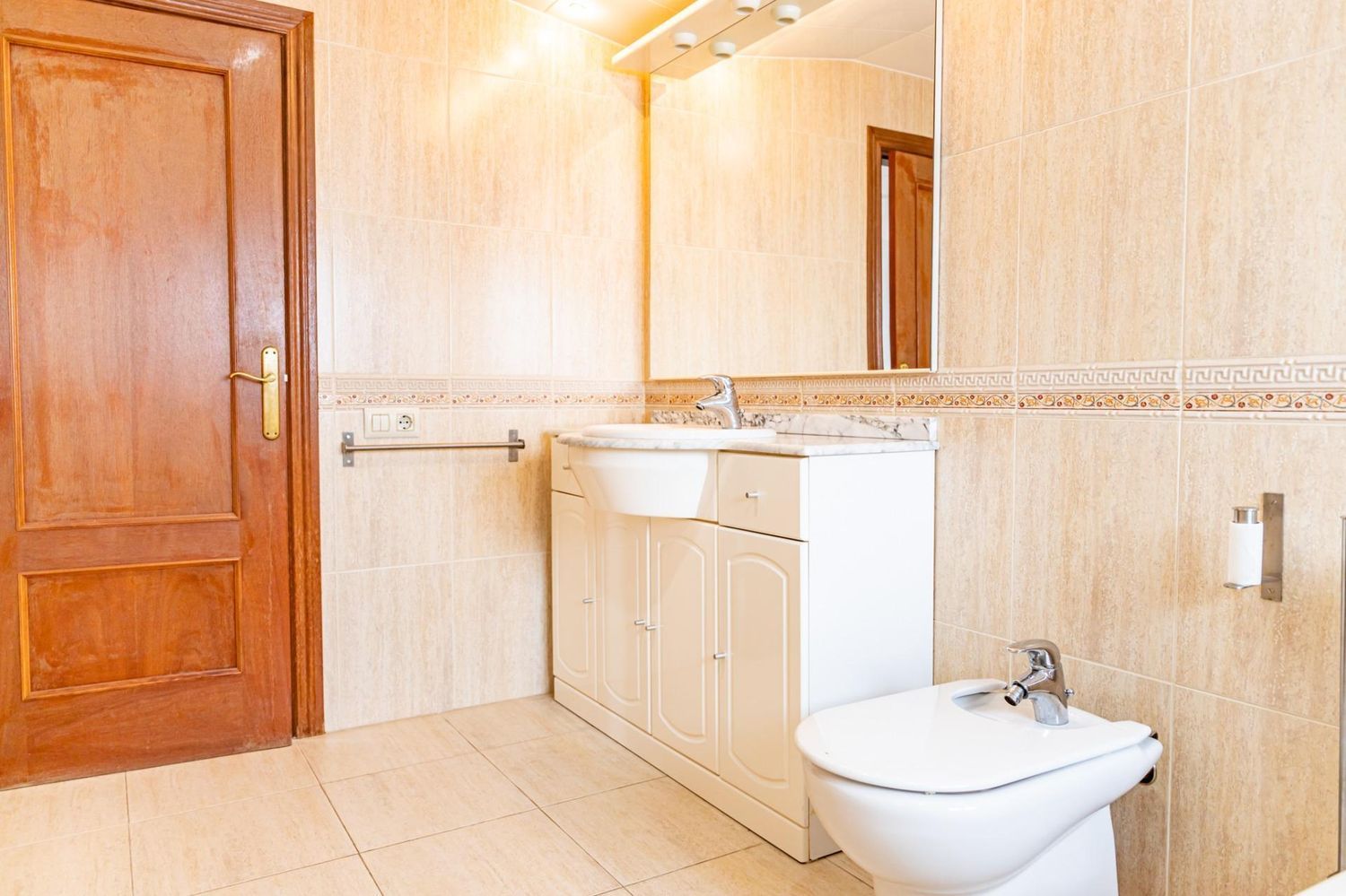 House in Argentona, Barcelona, Spanien 6 Schlafzimmer, 510 m2 Nr. 184609