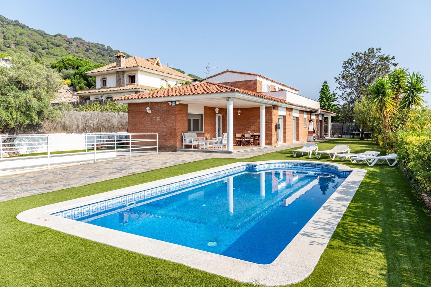 House in Argentona, Barcelona, Spanien 6 Schlafzimmer, 510 m2 Nr. 184609