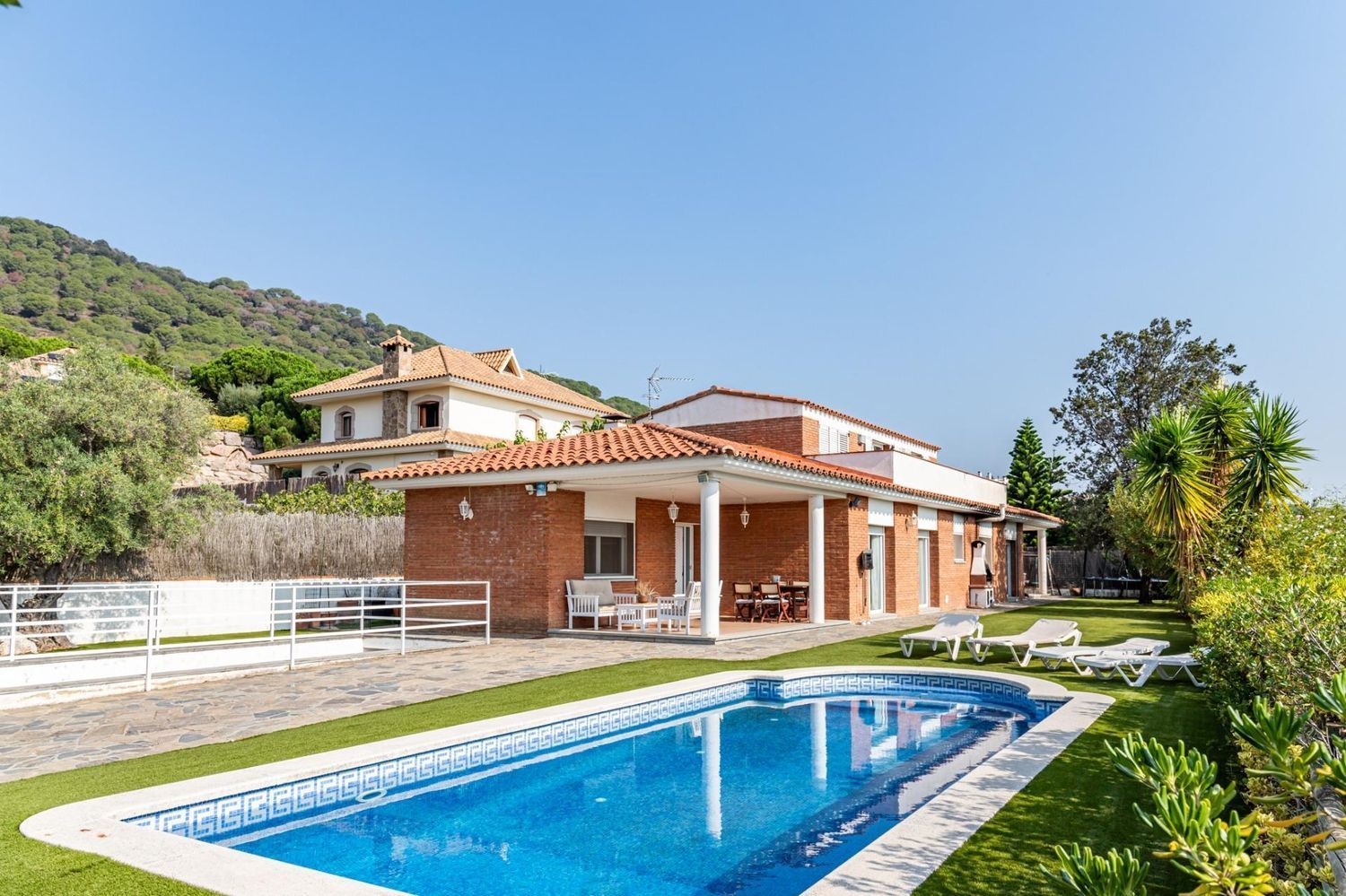 House in Argentona, Barcelona, Spanien 6 Schlafzimmer, 510 m2 Nr. 184609