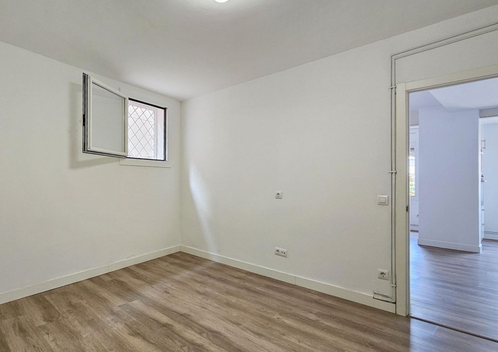 House in Sant Just Desvern, Barcelona, Spain 5 bedrooms, 240 sq.m. No. 184608