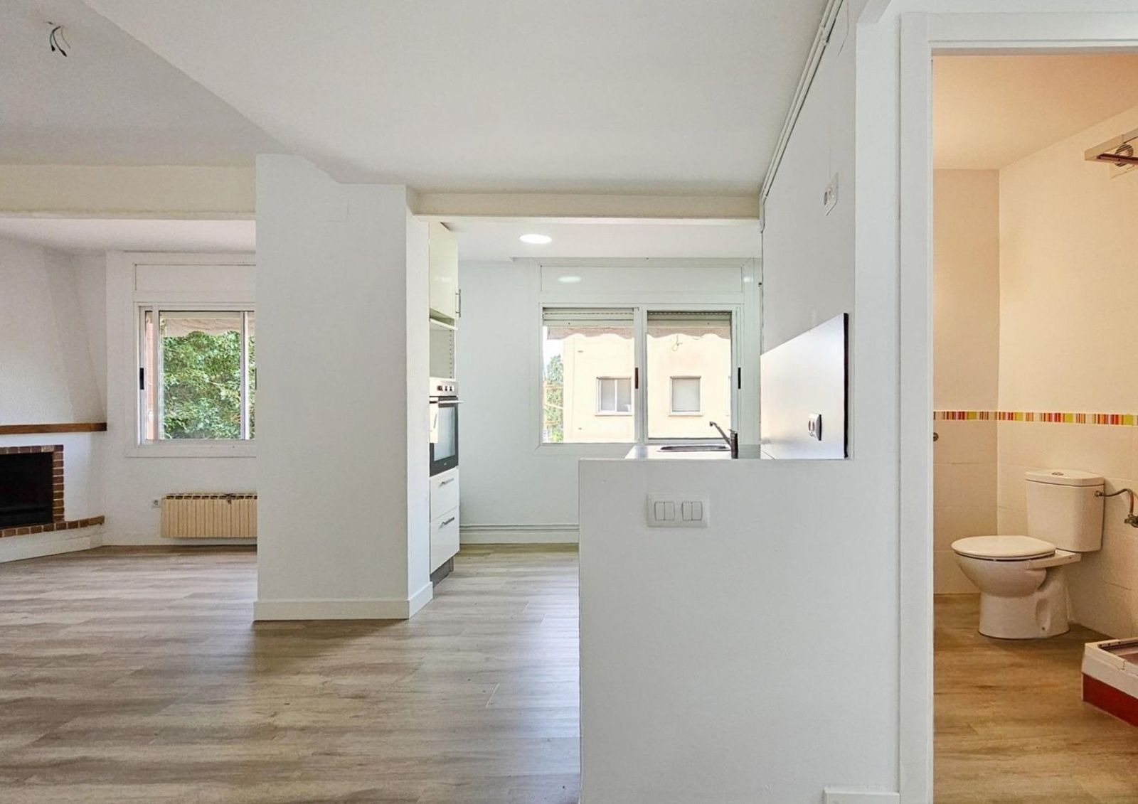 House in Sant Just Desvern, Barcelona, Spain 5 bedrooms, 240 sq.m. No. 184608