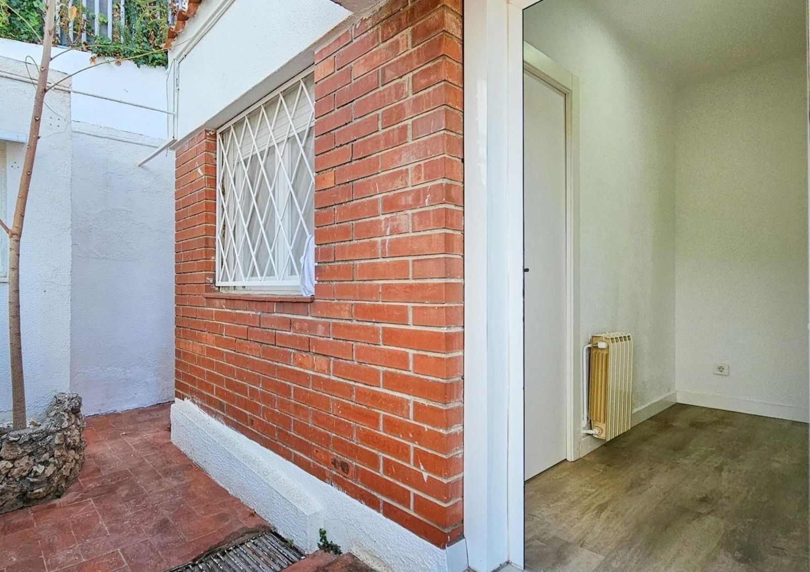House in Sant Just Desvern, Barcelona, Spain 5 bedrooms, 240 sq.m. No. 184608