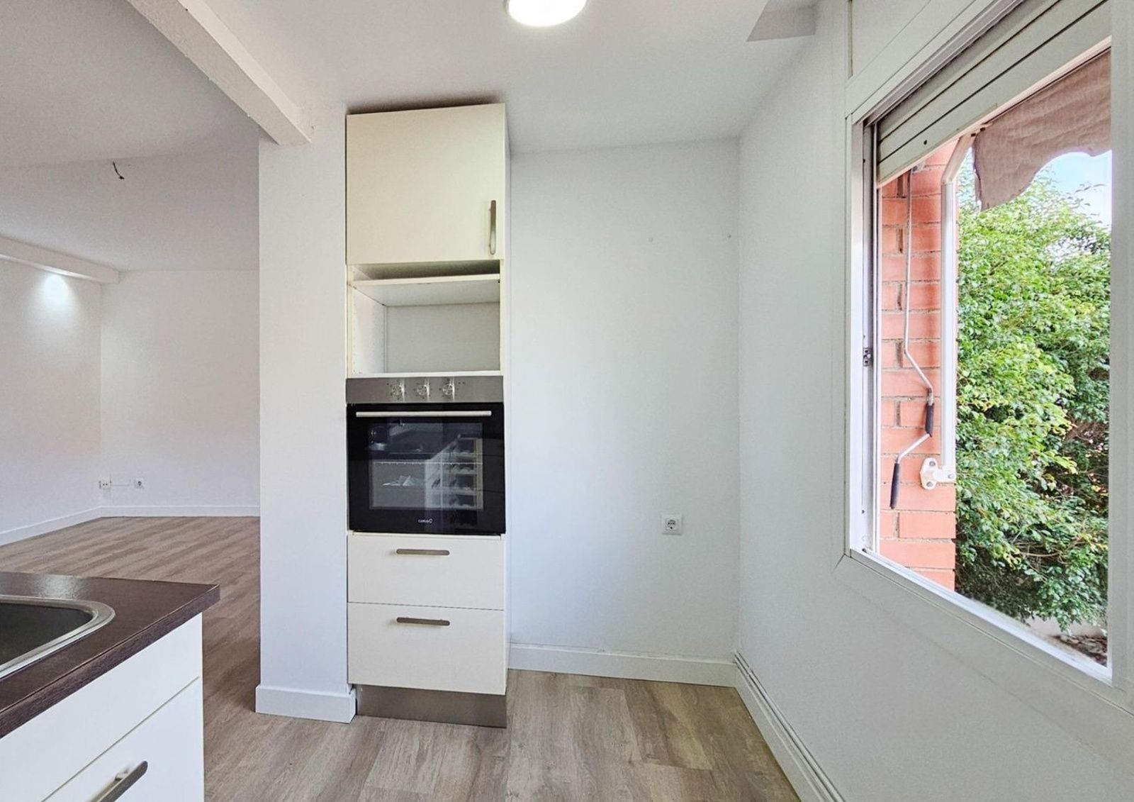 House in Sant Just Desvern, Barcelona, Spain 5 bedrooms, 240 sq.m. No. 184608