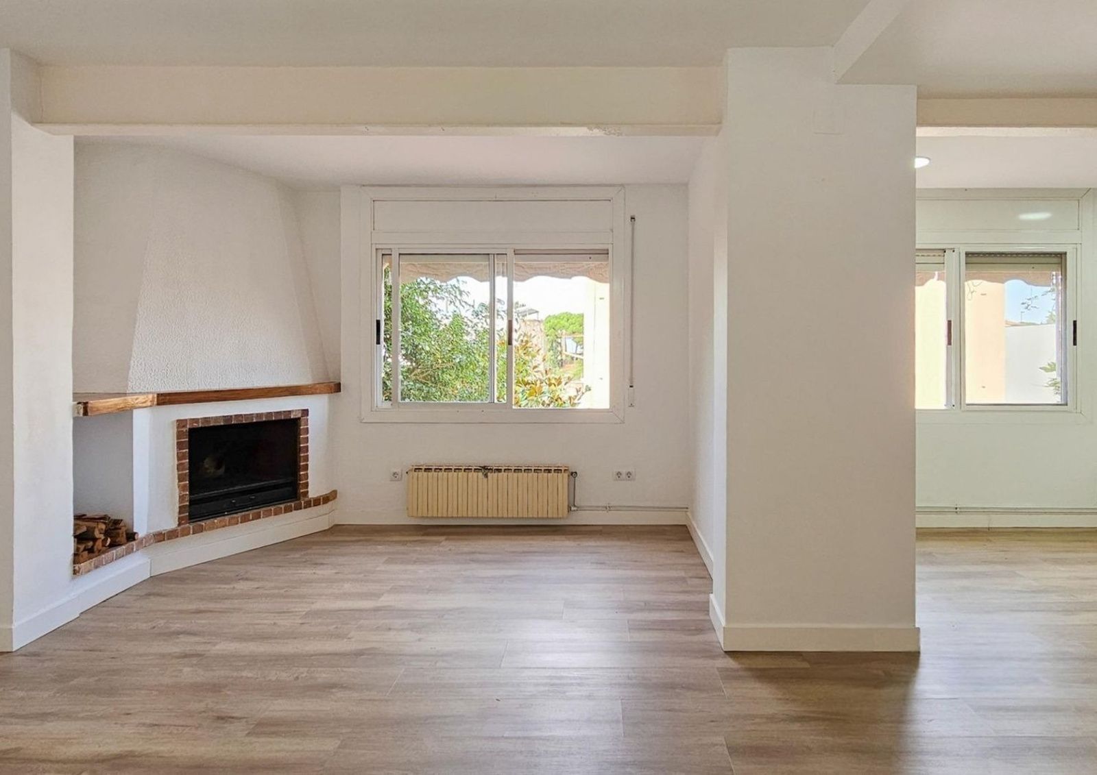 House in Sant Just Desvern, Barcelona, Spain 5 bedrooms, 240 sq.m. No. 184608