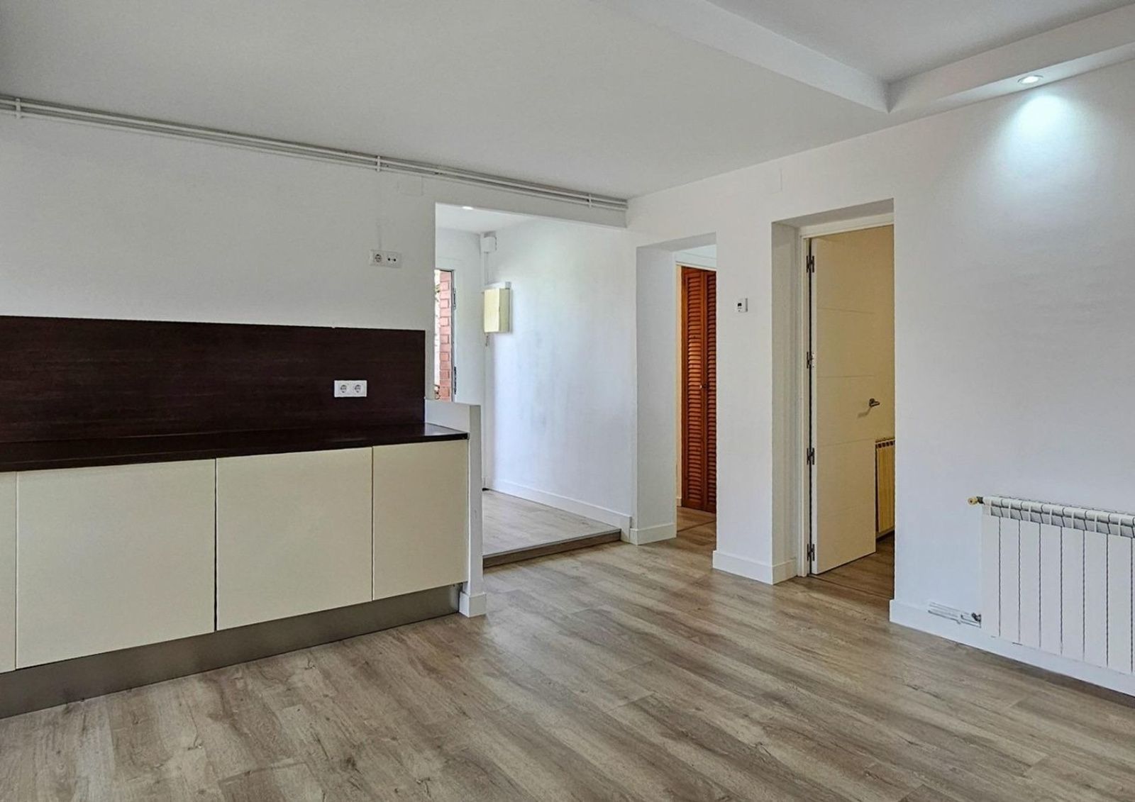 House in Sant Just Desvern, Barcelona, Spain 5 bedrooms, 240 sq.m. No. 184608