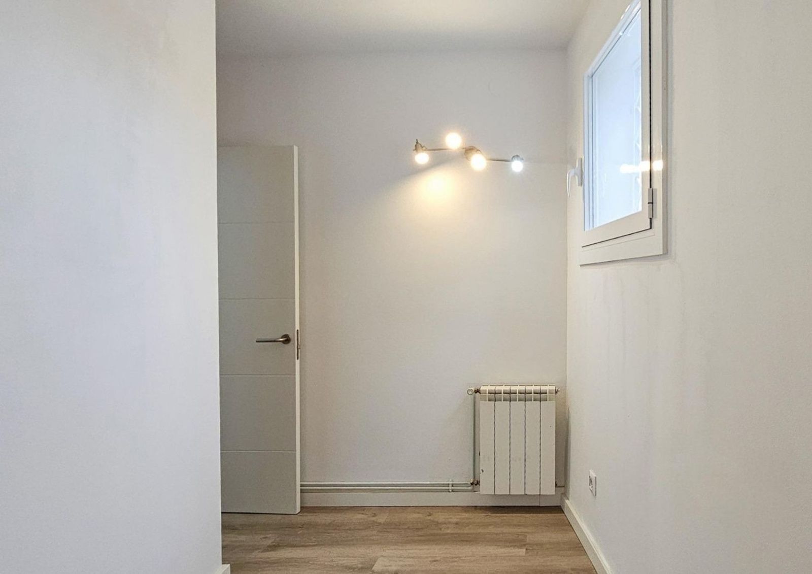 House in Sant Just Desvern, Barcelona, Spain 5 bedrooms, 240 sq.m. No. 184608