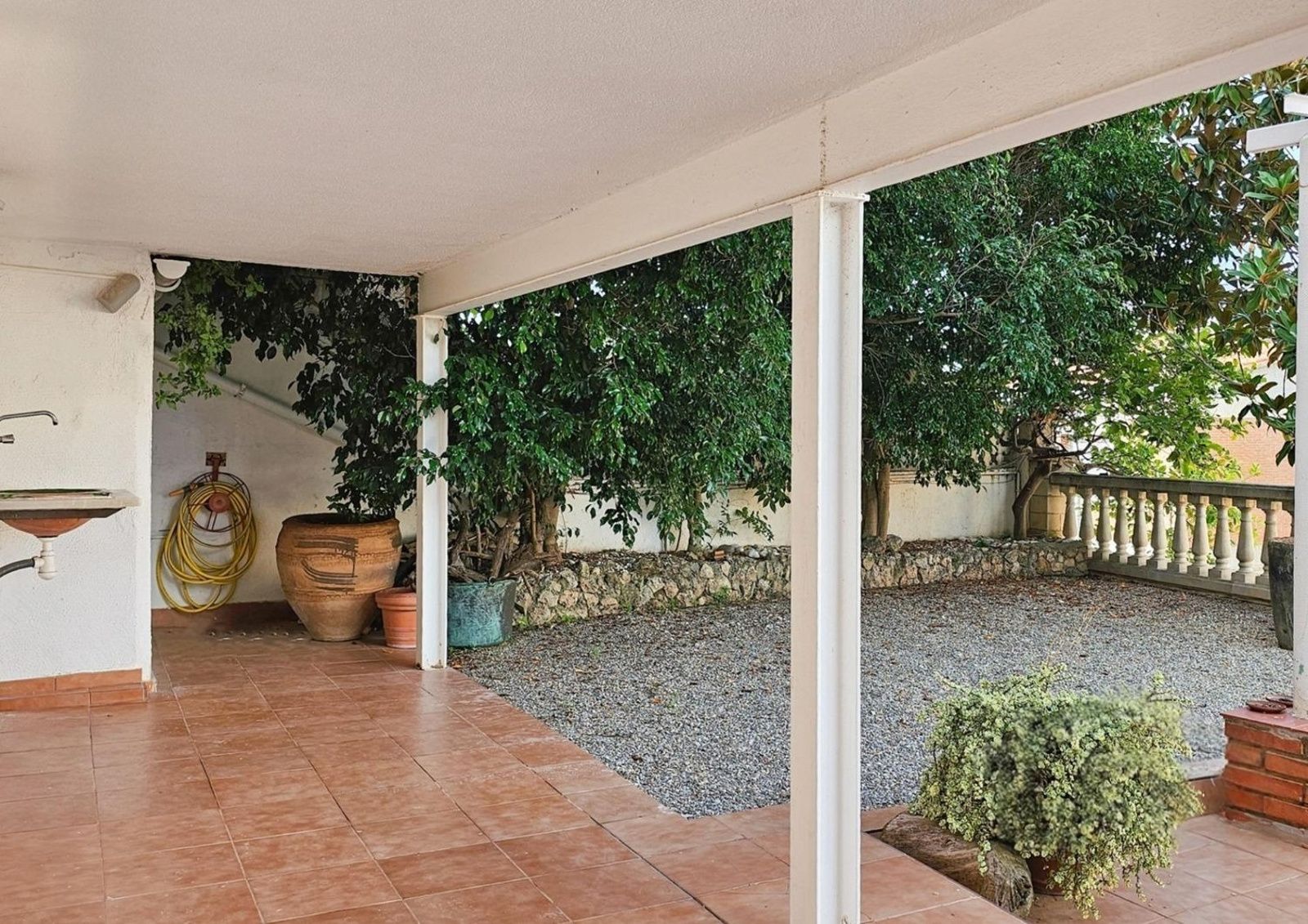 House in Sant Just Desvern, Barcelona, Spain 5 bedrooms, 240 sq.m. No. 184608