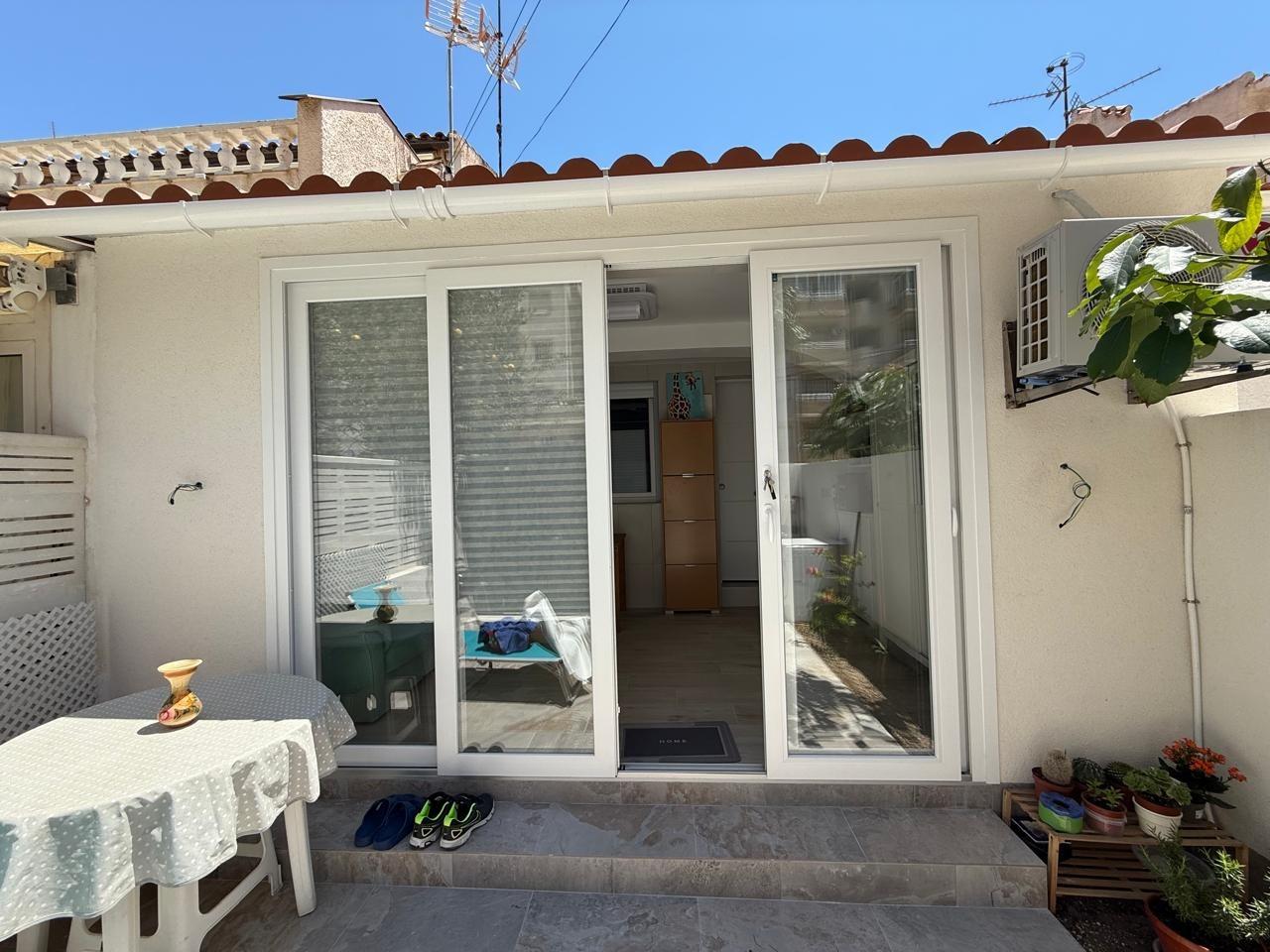 Bungalowi Torrevieja, Alicante, Espanja 1 makuuhuone, 68 m2 No. 150051