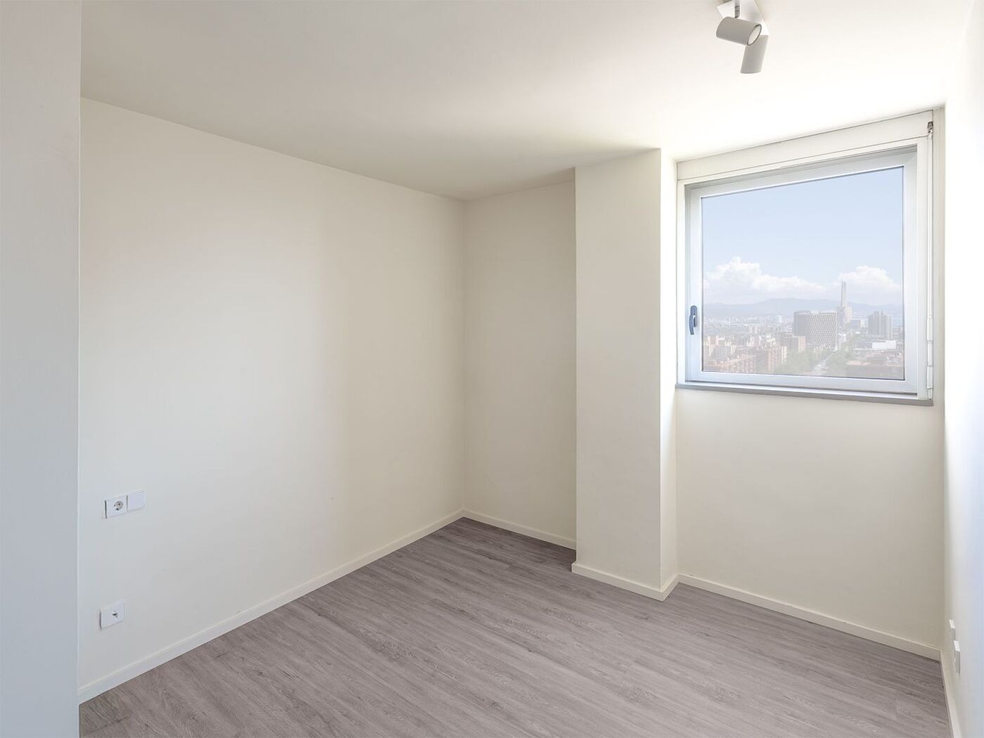 Dzīvoklis Barcelona, Spānijā 2 istabas, 104 m2 Nr. 140871