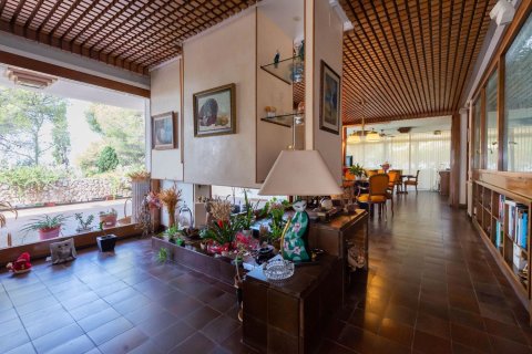 Hus i Castelldefels, Barcelona, Spanien 9 sovrum, 653 kvm. Nr. 164802