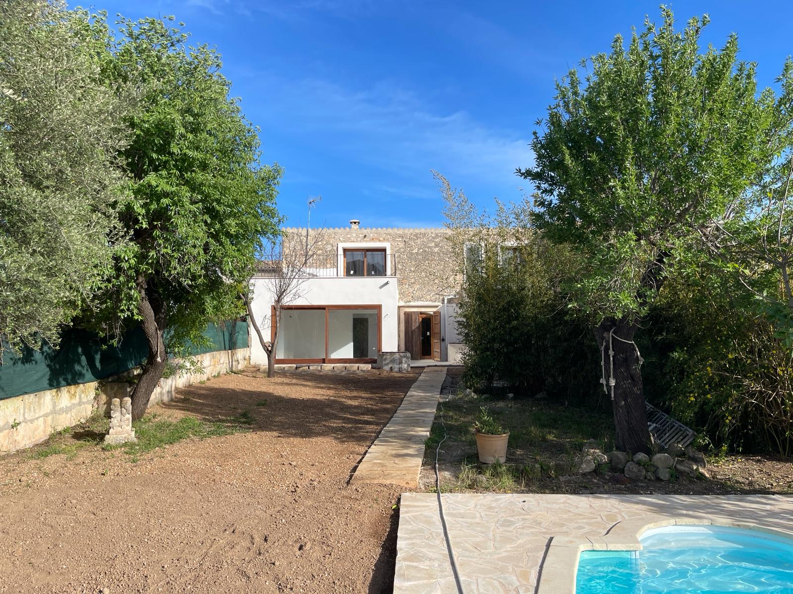 Villa in Campanet, Mallorca, Spain 4 bedrooms, 200 sq.m. No. 97132