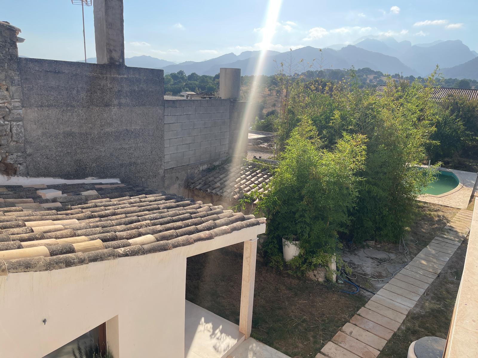 Villa in Campanet, Mallorca, Spain 4 bedrooms, 200 sq.m. No. 97132