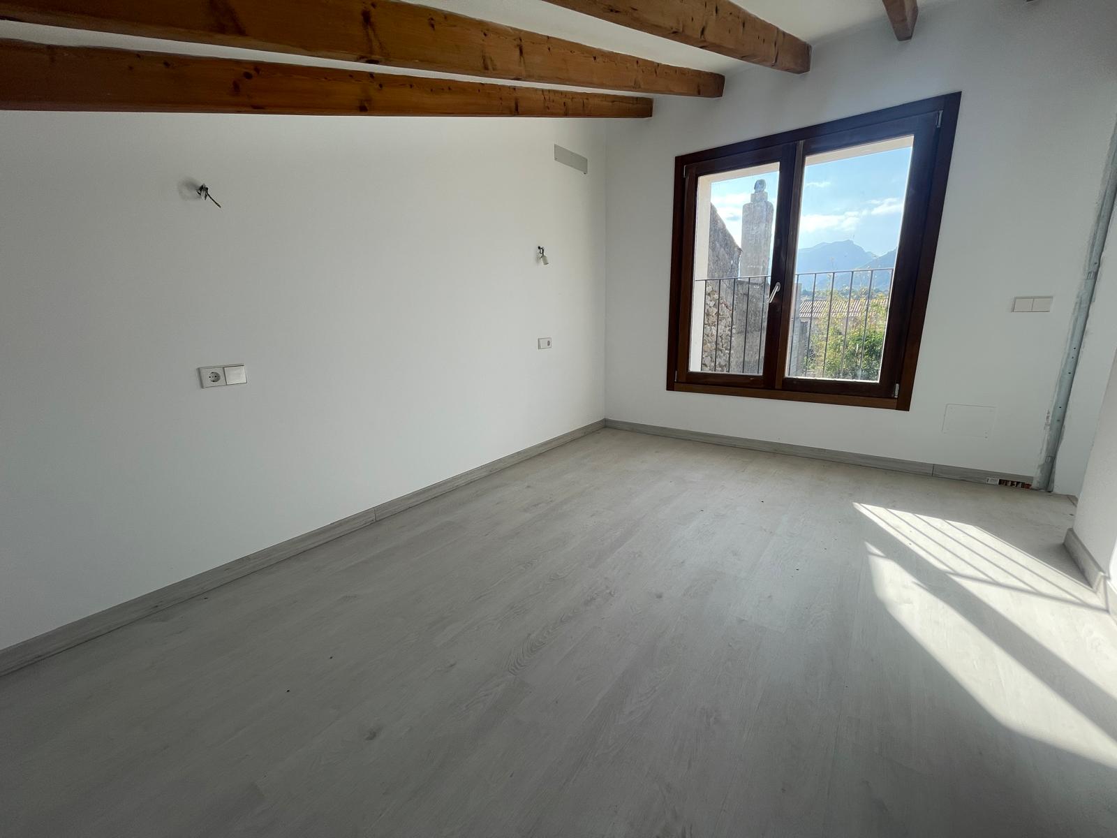 Villa in Campanet, Mallorca, Spain 4 bedrooms, 200 sq.m. No. 97132