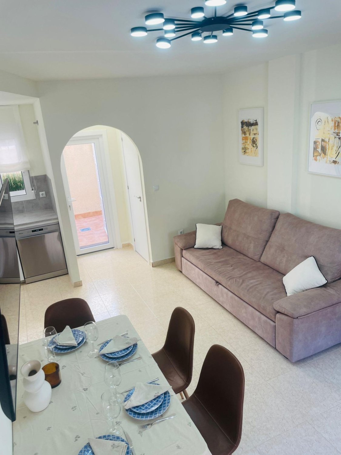 Villa in Alicante, Spain 2 bedrooms, 85 sq.m. No. 178296