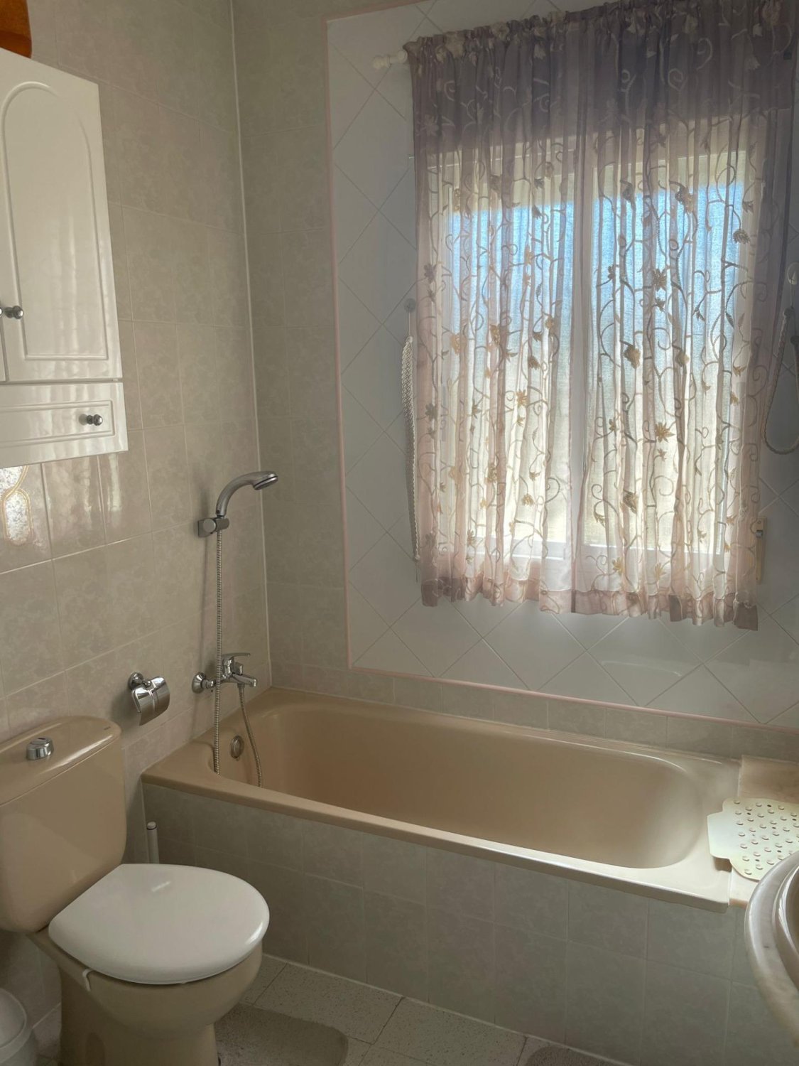 Appartamento a Rojales, Alicante, Spagna 3 camere da letto, 254 mq. N° 178297