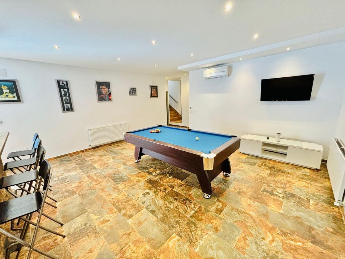 Villa a Javea, Alicante, Spagna 7 camere da letto, 300 mq. N° 149017