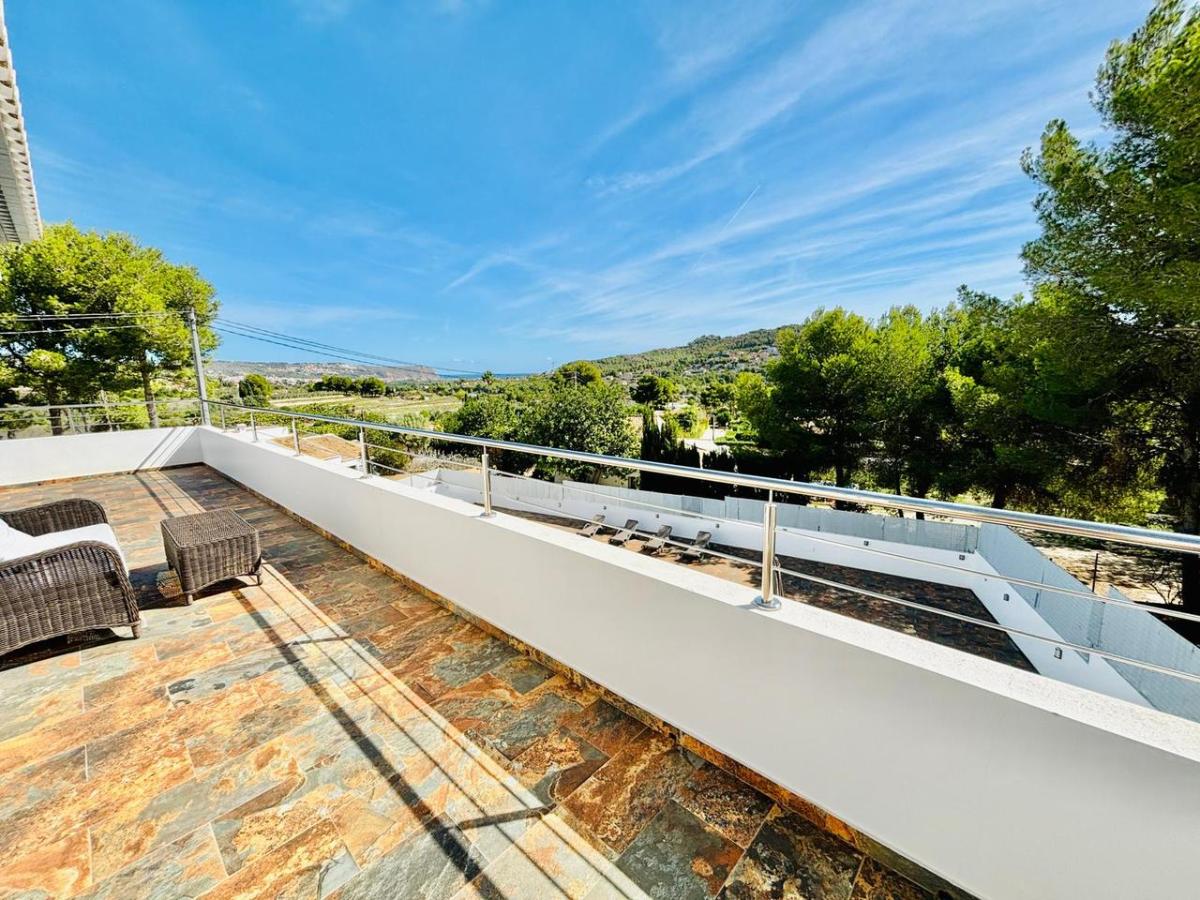Villa a Javea, Alicante, Spagna 7 camere da letto, 300 mq. N° 149017