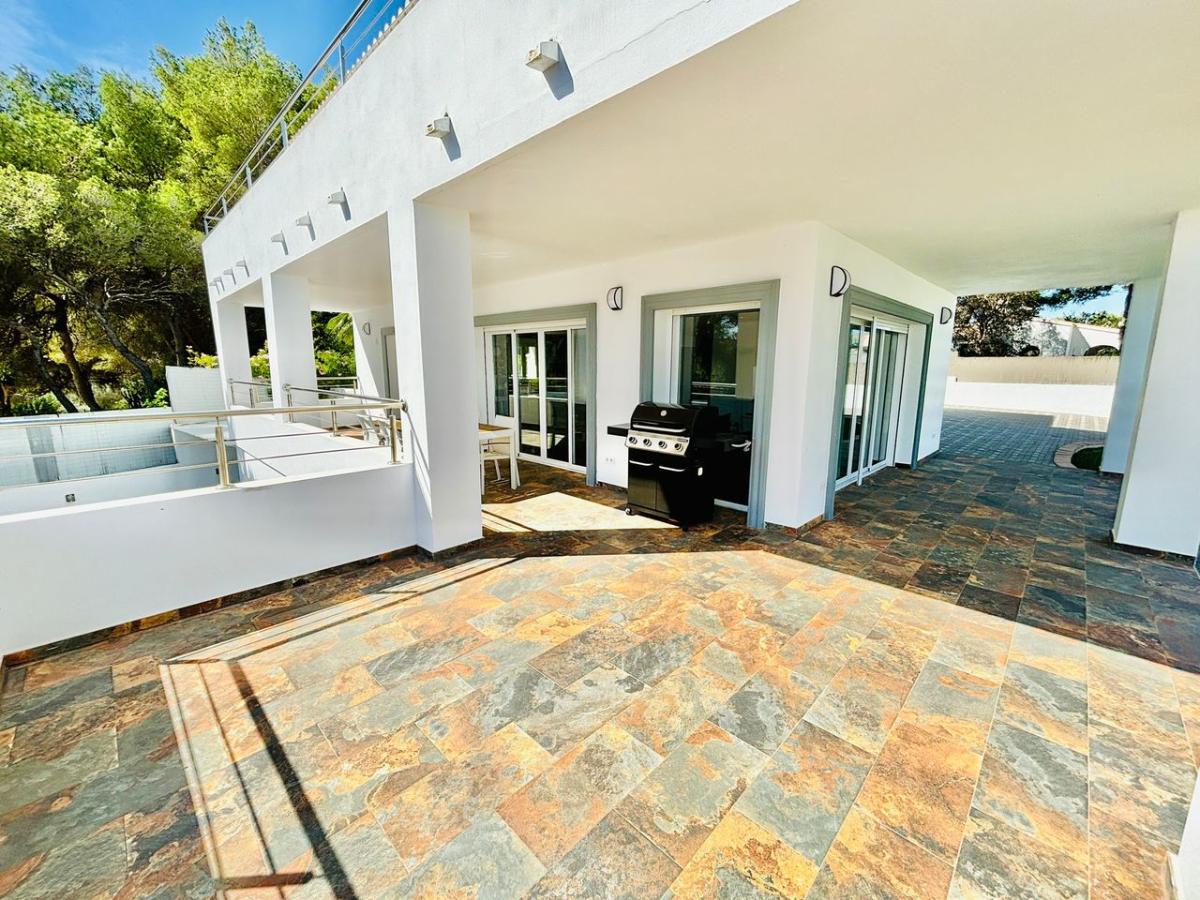 Villa a Javea, Alicante, Spagna 7 camere da letto, 300 mq. N° 149017