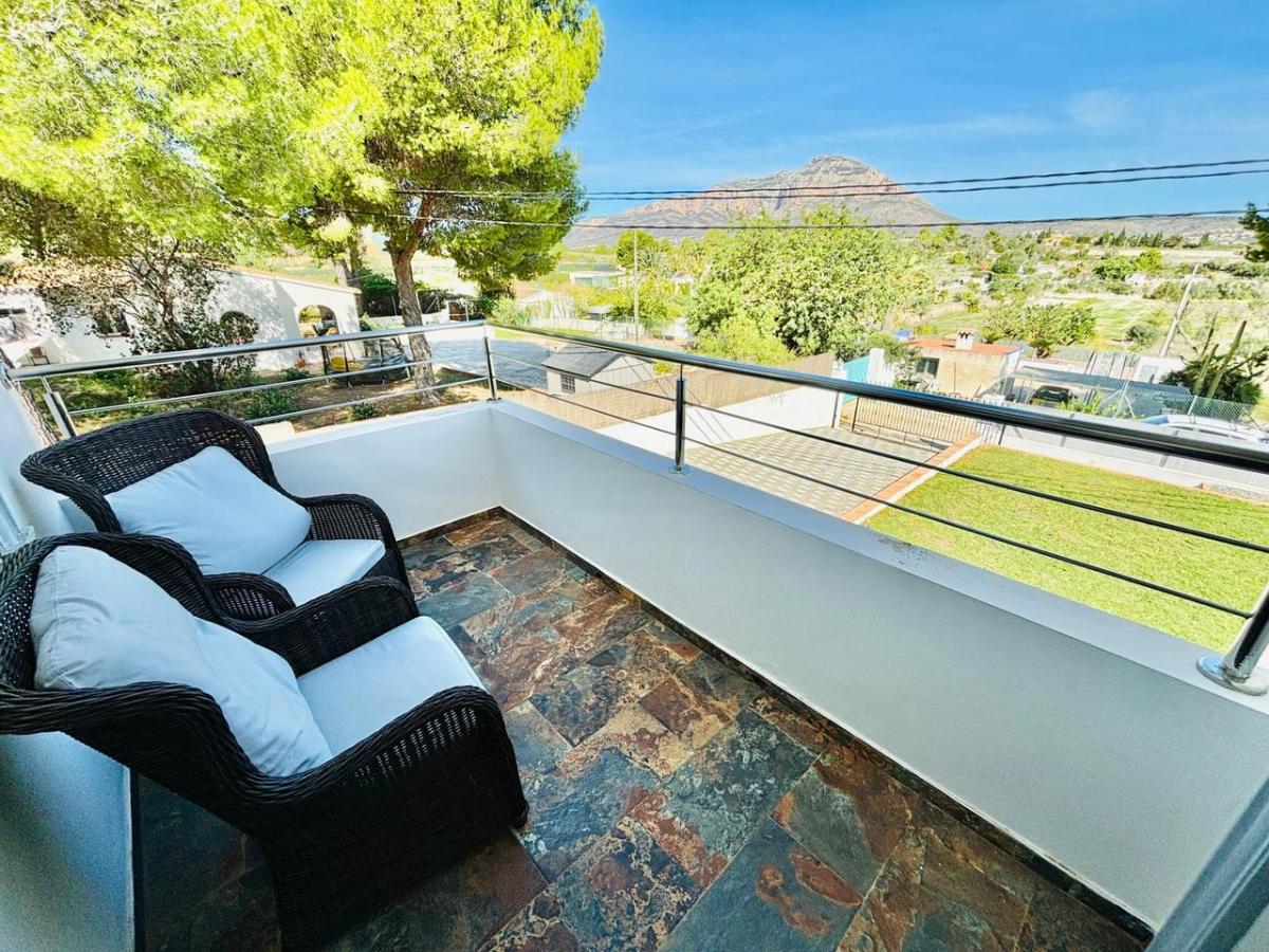 Villa a Javea, Alicante, Spagna 7 camere da letto, 300 mq. N° 149017