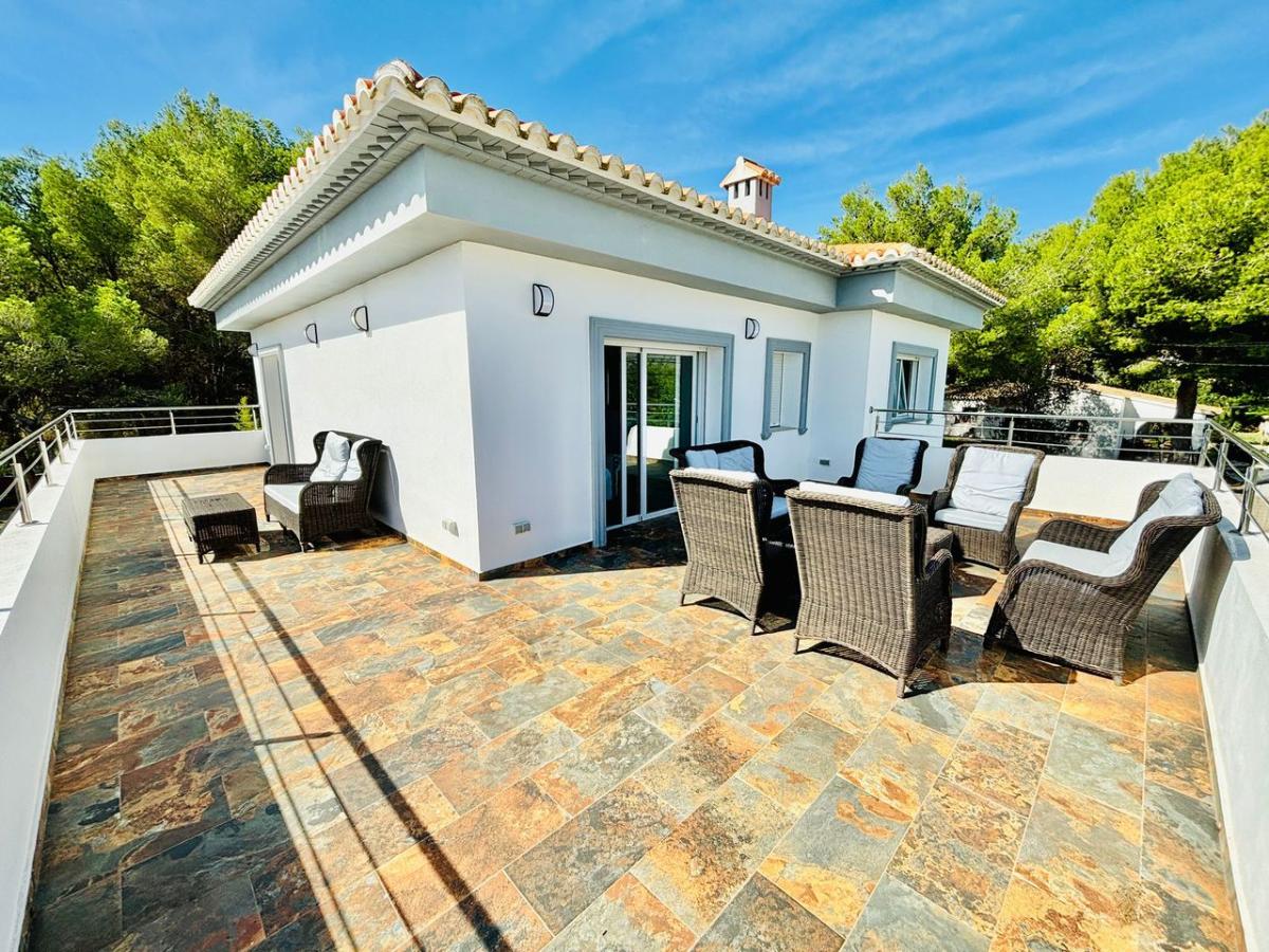 Villa a Javea, Alicante, Spagna 7 camere da letto, 300 mq. N° 149017